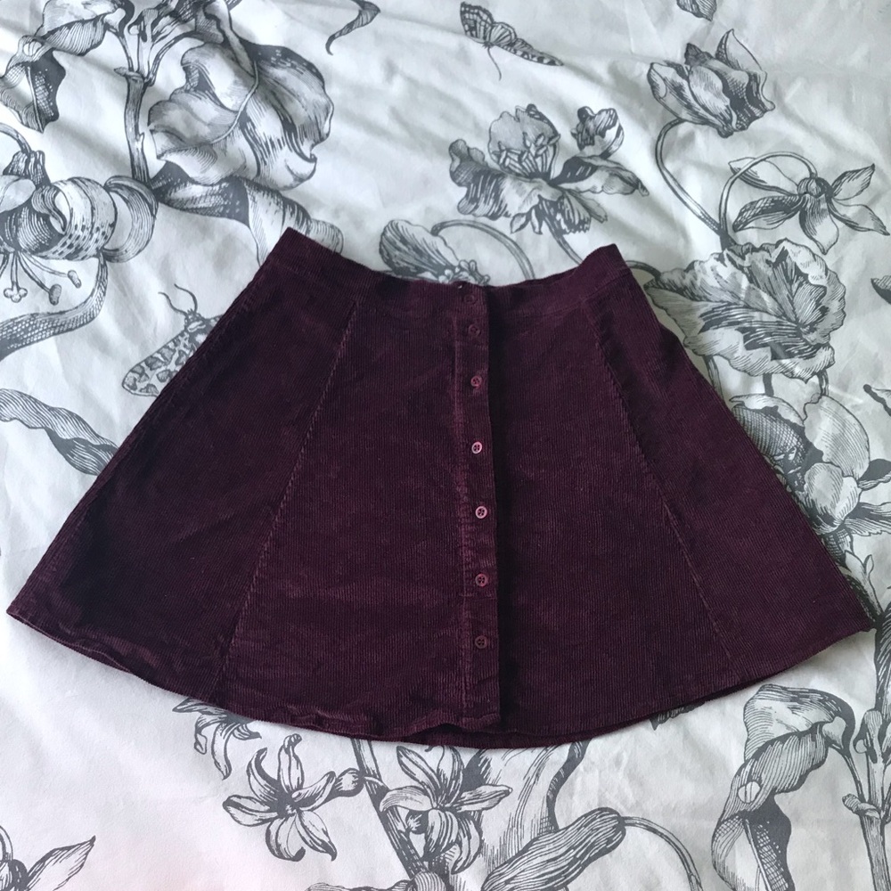 brandy melville maroon corduroy skirt